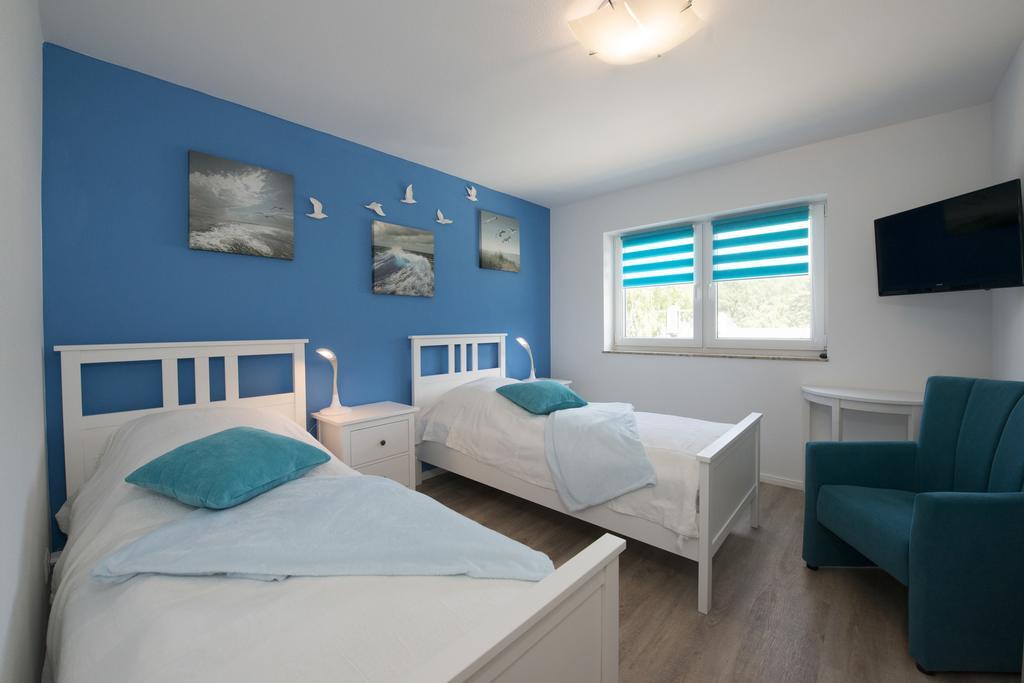 Ferienhaus Kuestensegler Бреге Екстериор снимка